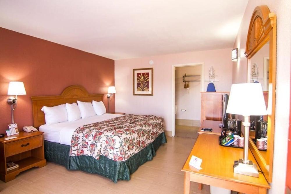 La Copa Hotel McAllen Exterior photo