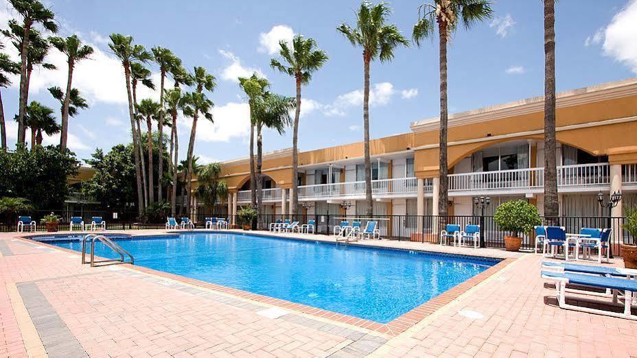 La Copa Hotel McAllen Exterior photo